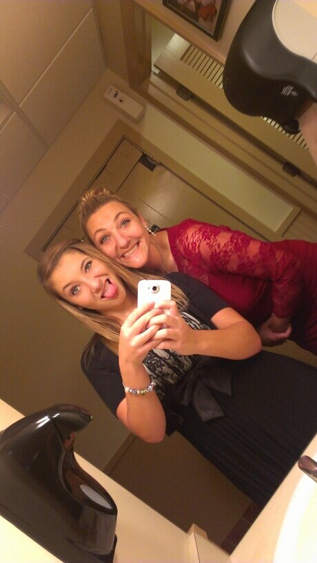 emsaltzman's profile picture. 