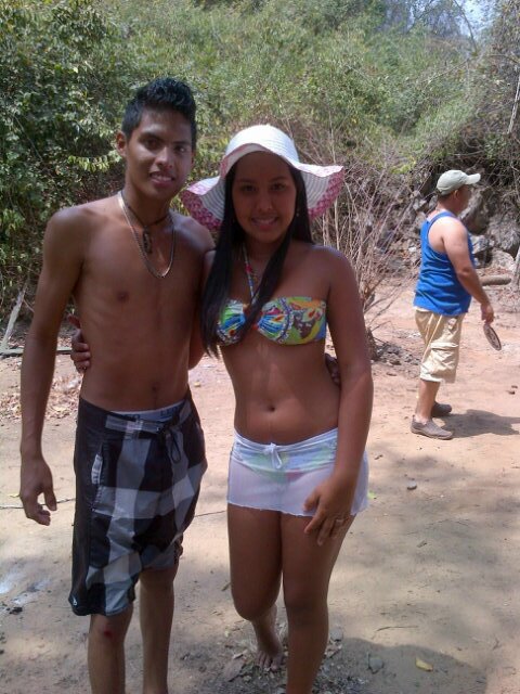 Sii Qieres Saber Mas De mii Sigueme y Te Persigo Jajaja! :) Soy Rumbero & Me Gusta Hacer Otras Cosas:D 
 Caee La Nche & La Cosa se Pone Buena(88'
