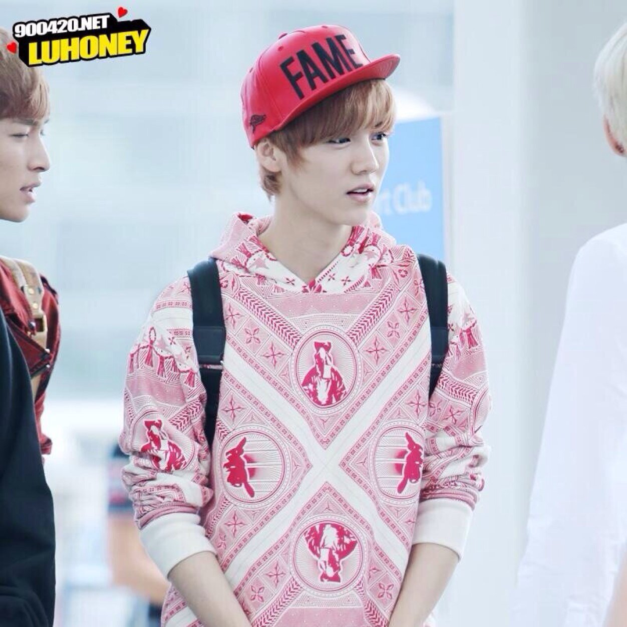 EXO-M LuHan bot Since14.03.17〜2014.05.09__________大事な三つ子→[@LU_hA_n_B ][@LUHAN__po ]