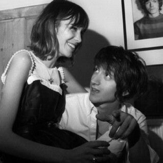 lolaurenv's profile picture. AM