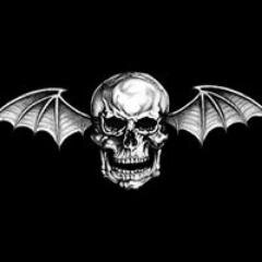 Avenged Sevenfold é Formada Por Matt Shadows, Synyster Gates, Zacky Vengeance, Johnny Christ, Arin Ilejay, The Rev FoREVer. ♫' So Far Away ♫'