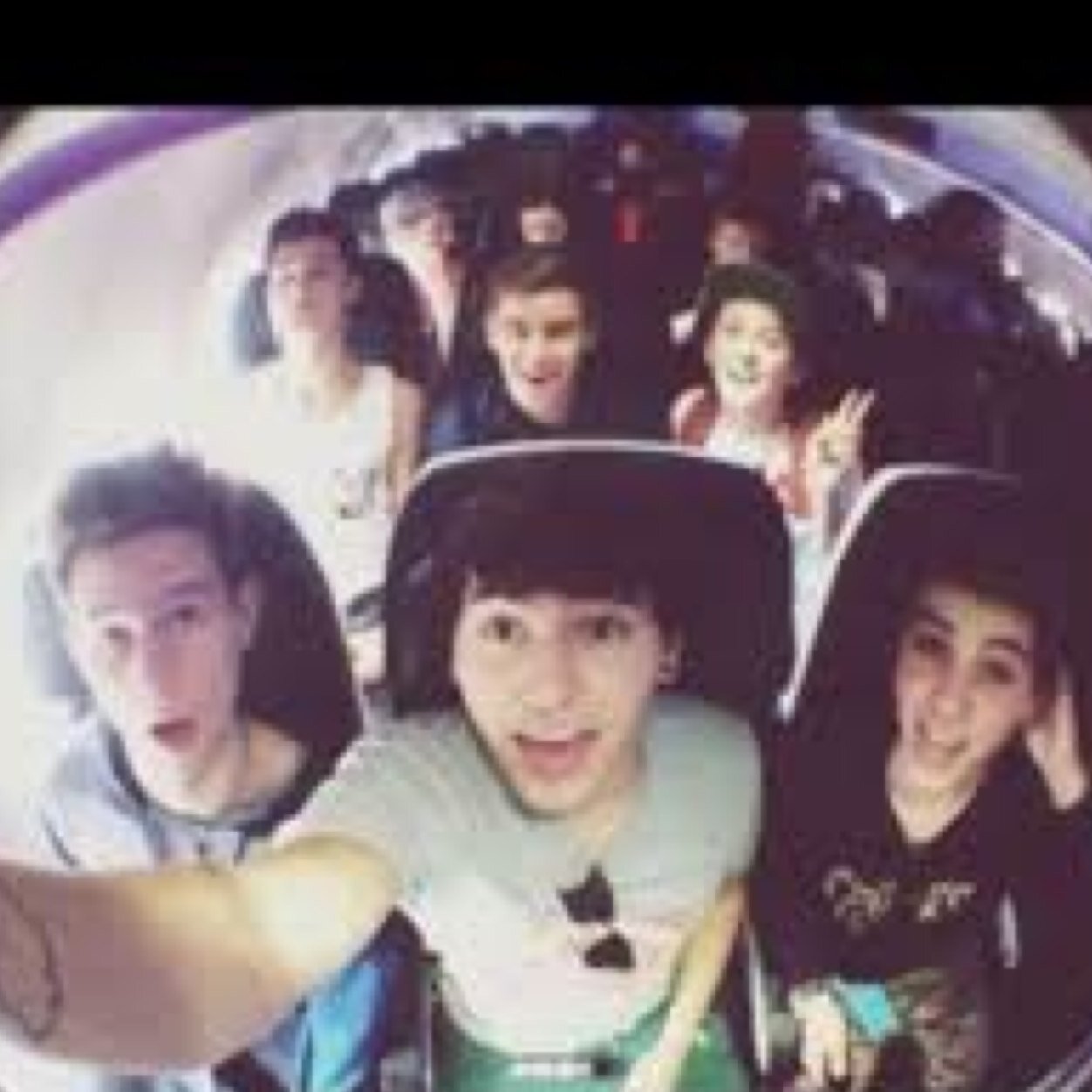 jO2Lshsobo's profile picture. YouTube addict-Don't judge me-um yeah.