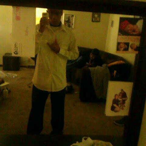 thughes1732's profile picture. 