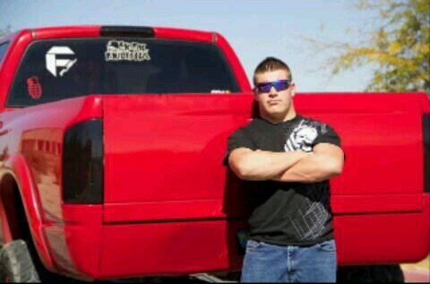 eman_chav88's profile picture. 