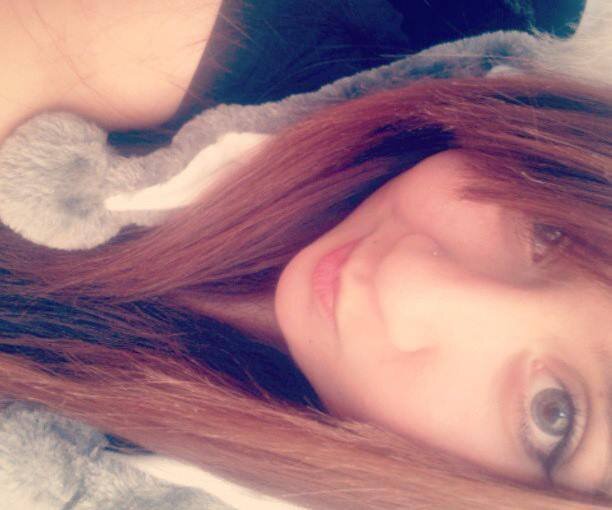 15 años | Lesbiana | Otaku, Gamer y Compositora a ratos. | Pokemon como forma de vida | Ramona Flowers es mia | #FollowBack