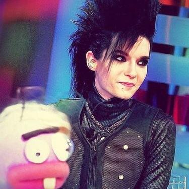 I'm not a fan, I'm an Alien...❤❤❤