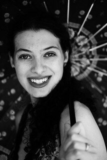 nyjade627's profile picture. En el amor verdadero, la distancia mas pequena es demasiado grande, y sobre la distancia mas larga se pueden construir puentes