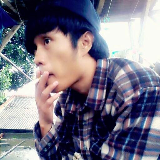 Dinsahidn's profile picture. Bohaiii @Chasintia