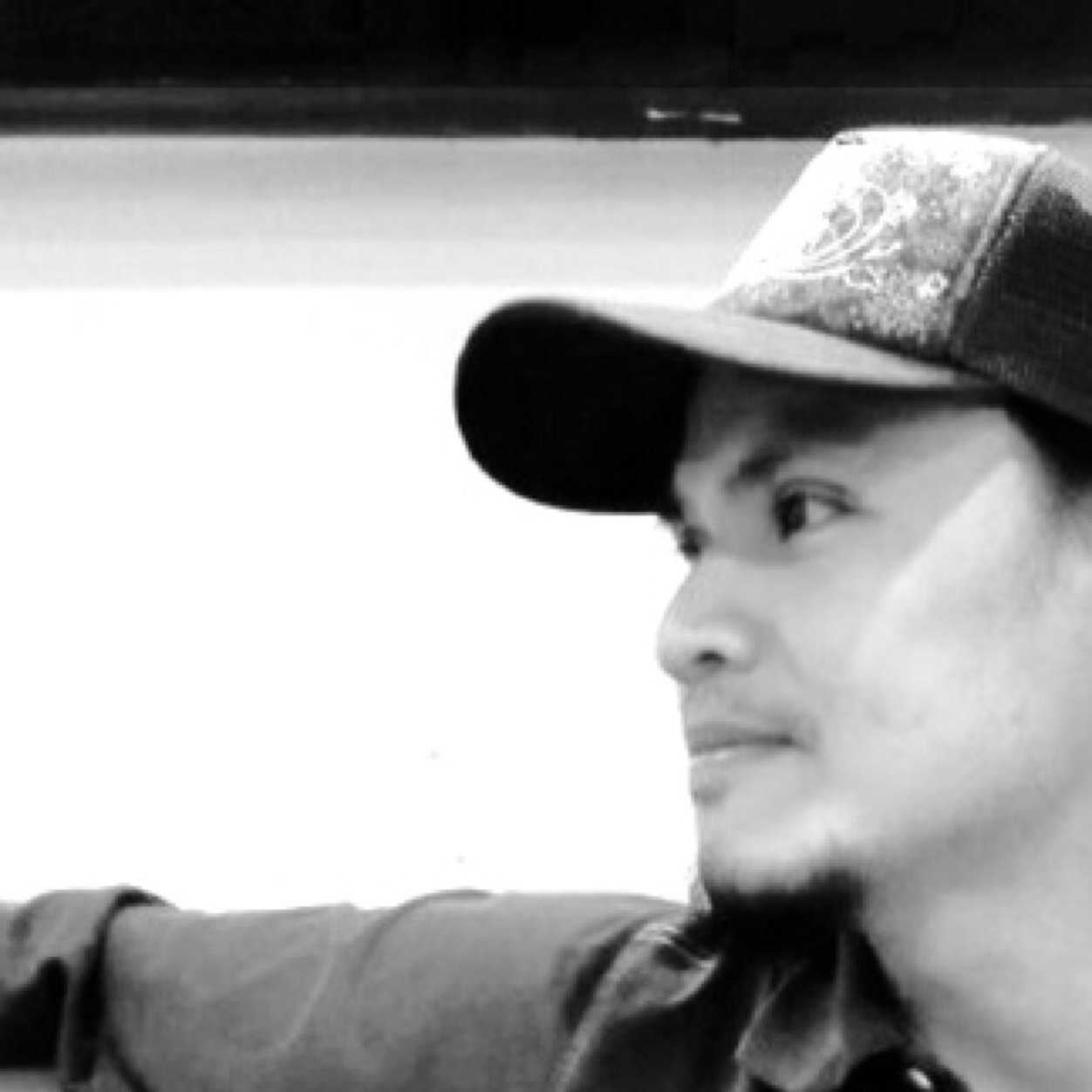 esahmad_'s profile picture. Educator | Youtuber | Husband | Proud father