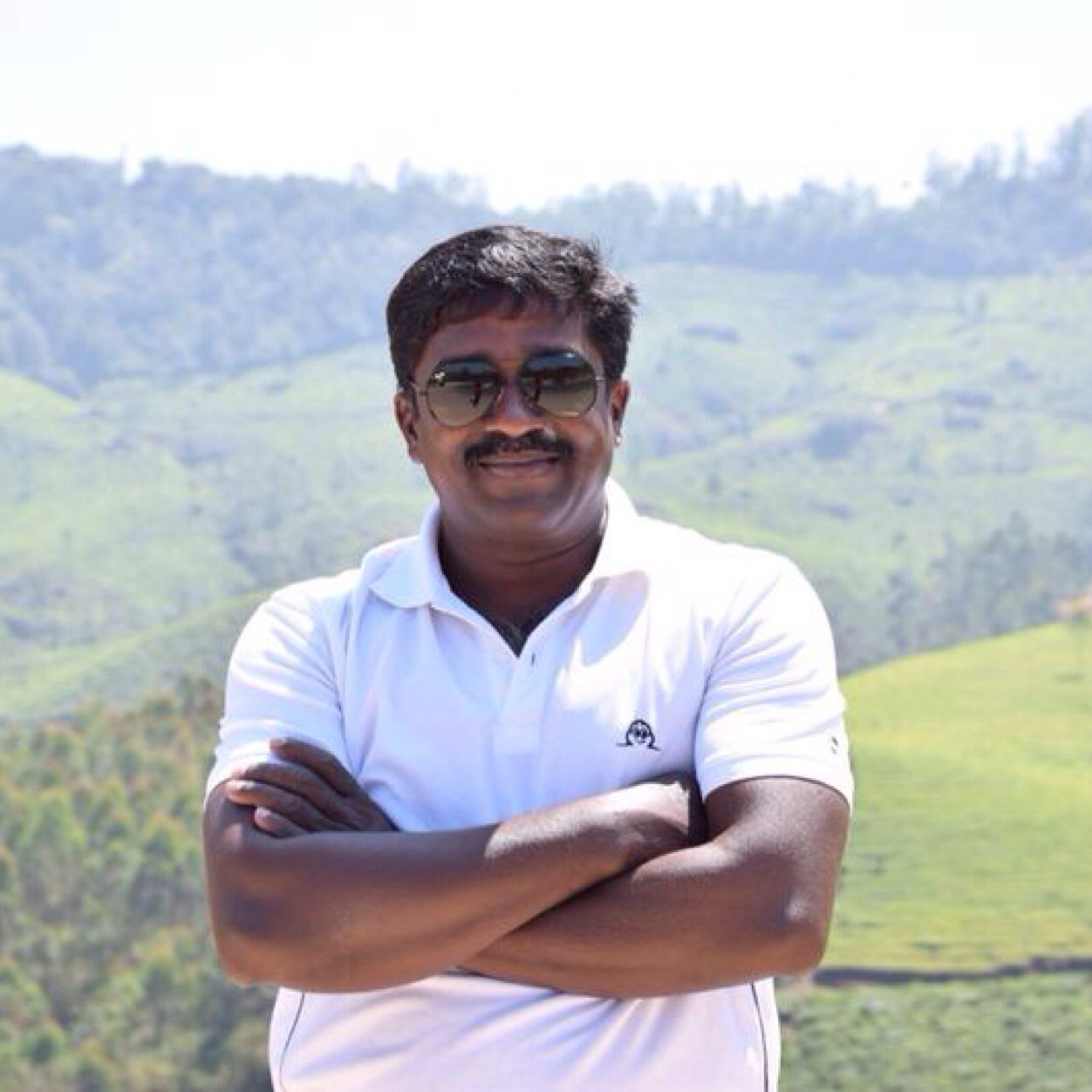 I can organise your dream  kerala tour packages taxi service as you wish, adventure,heritage homes, bungalow inside jungle homestay luxury and normal resort