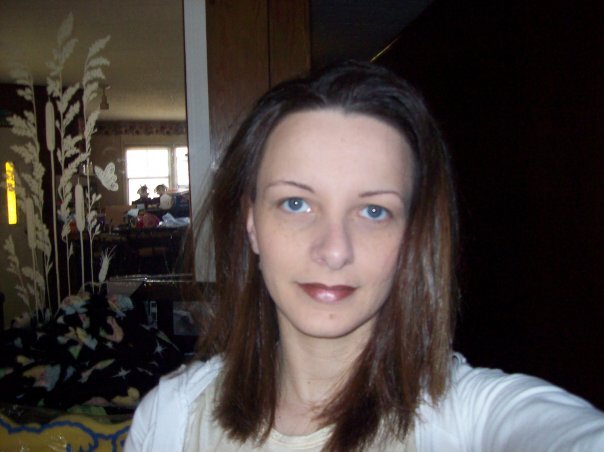 i am a single mother of two autumn is 7 and john is 6. i love my kids with all my heart. i am a laid back country girl from Kentucky born and raisied