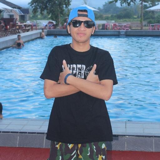 inal_Br's profile picture. Pertahankanlah apa yg mnurutmu itu benar kalaupun itu salah jangan pernah sedih dan menyesal, karna itu keyakinanmu