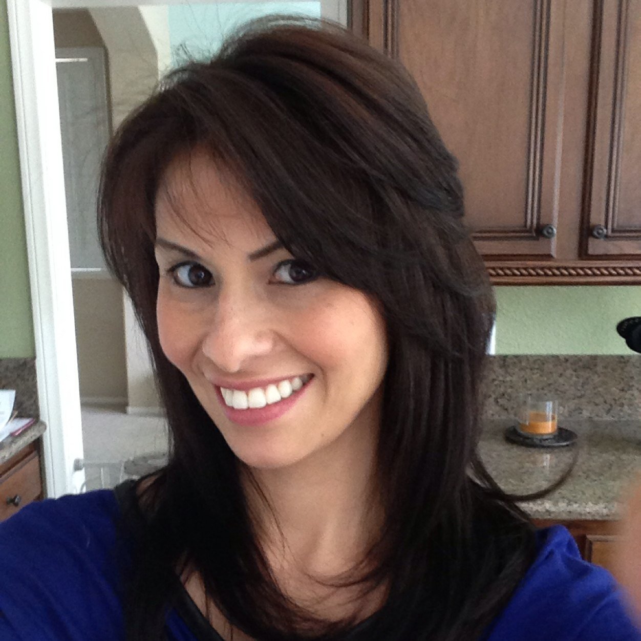 karinza17's profile picture. 