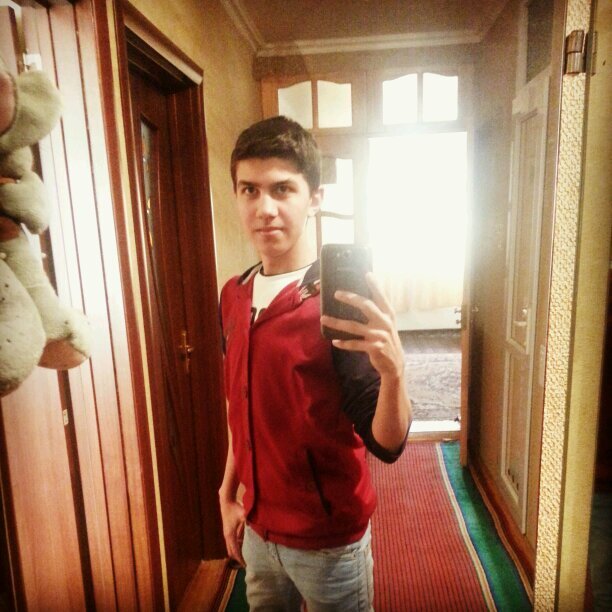 Hello! MY NAME EMIL I LIKE ☆MUSIK☆ , ☆DANSE ☆AND ☆SING ☆