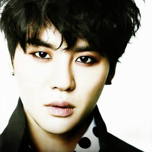 나의 아티스트 김준수 XIA  ジュンス
http://t.co/CgnhLLUAG4 http://t.co/7lUqVspaDX