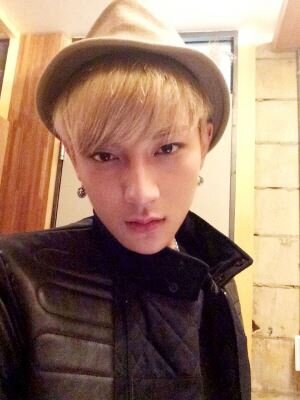 AqillaFadya3's profile picture. AQILLA | LOVE Allah♥ |Tiffany SNSD | TaeYeon SNSD | Cho KyuHyun | Lee Min Ho | Huang Zi Tao | Byun Baekhyun |Park Chanyeol