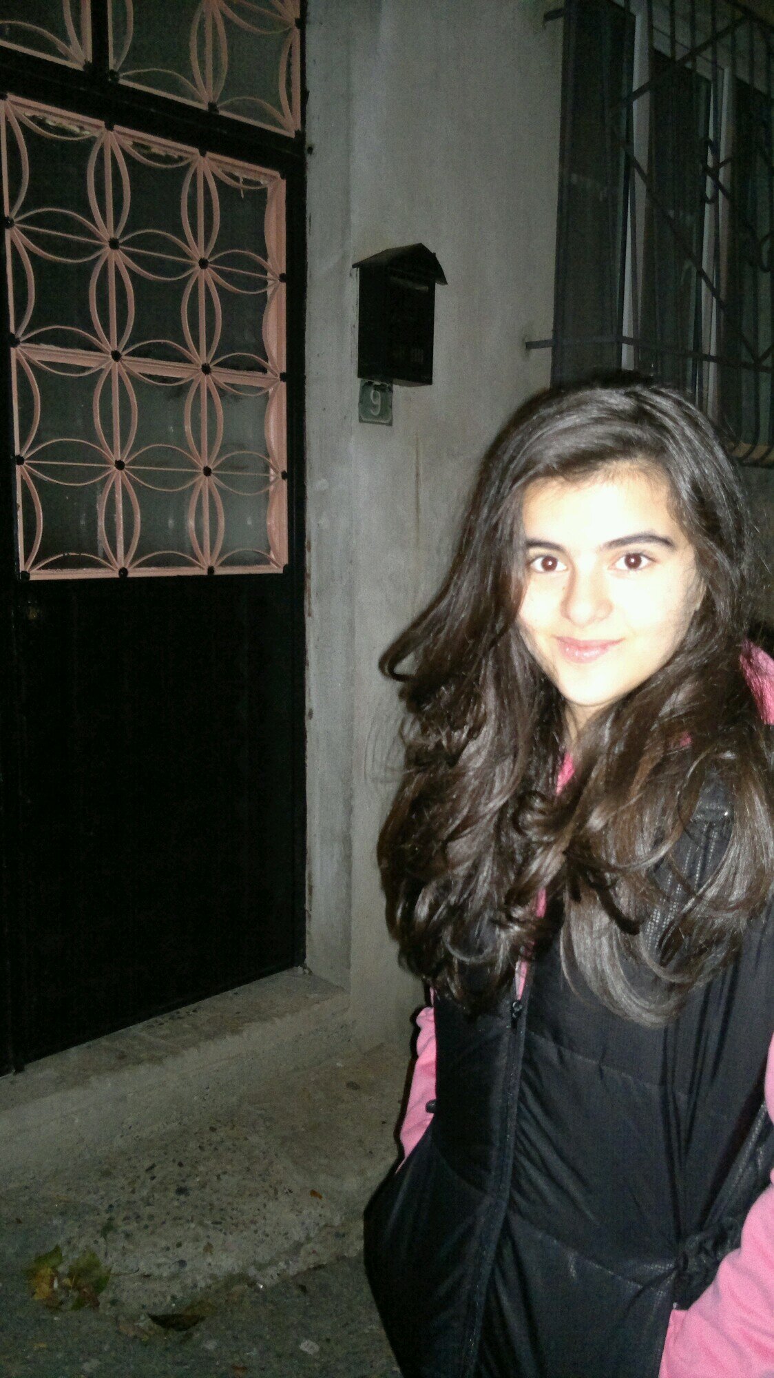 AÇIK SÖZLÜ , DÜRÜST , İYİMSER ,GÜLERYÜZLÜ ,ÖZGÜRLÜĞÜ SEVEN ,KUMRAL , GALATASARAY , BURSA. 14