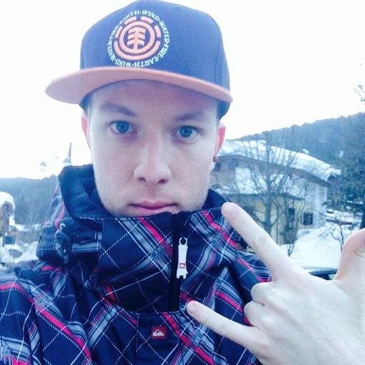 Love Moto sports, Motocross, snowboard, gym, swimming.. I love snow and mountains!!! :D Studying mechanical engineering of materials.. ;)