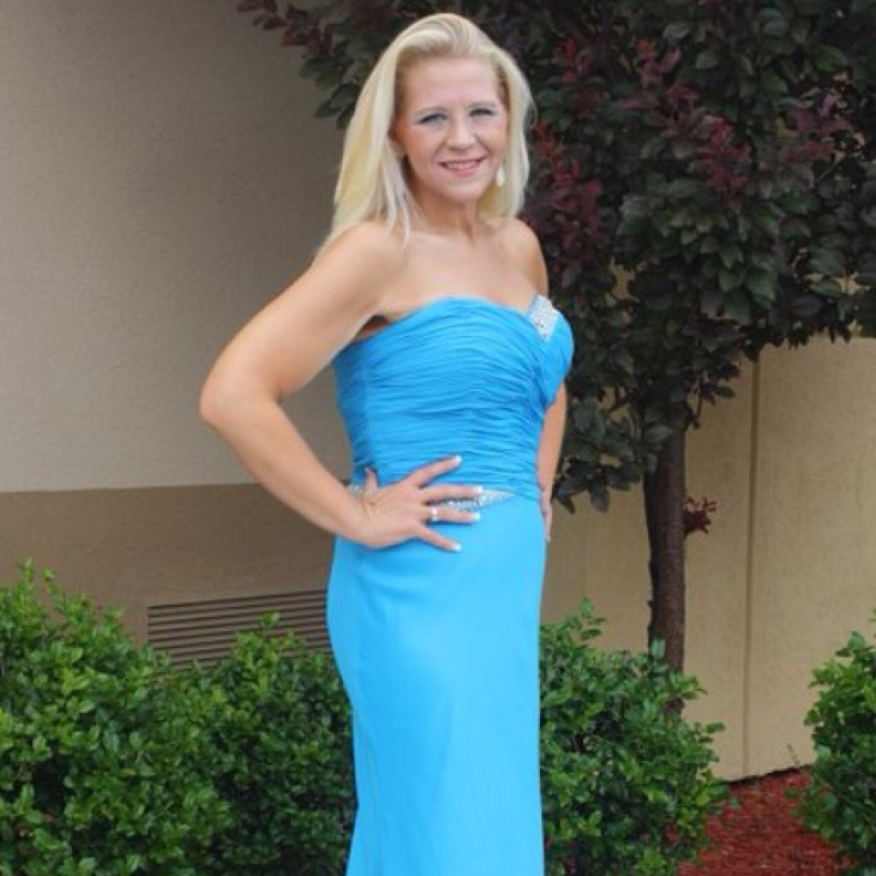 lesliedawn33's profile picture. I'm the only Leslie Dawn Butcher . so weird when you share the same name with people around the world and just have wonder , why did our parents name us Leslie?