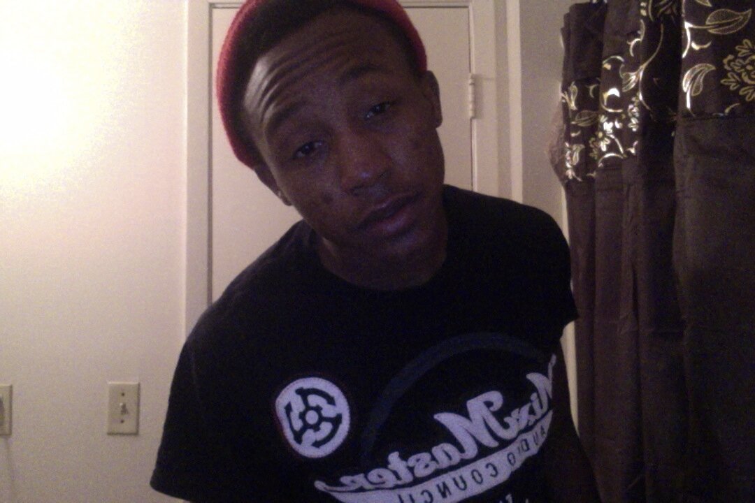 young nigga trynna make it #F.D.C4L