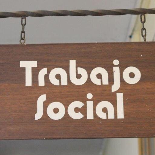 Escuela de Trabajo Social Universidad Católica del Maule.