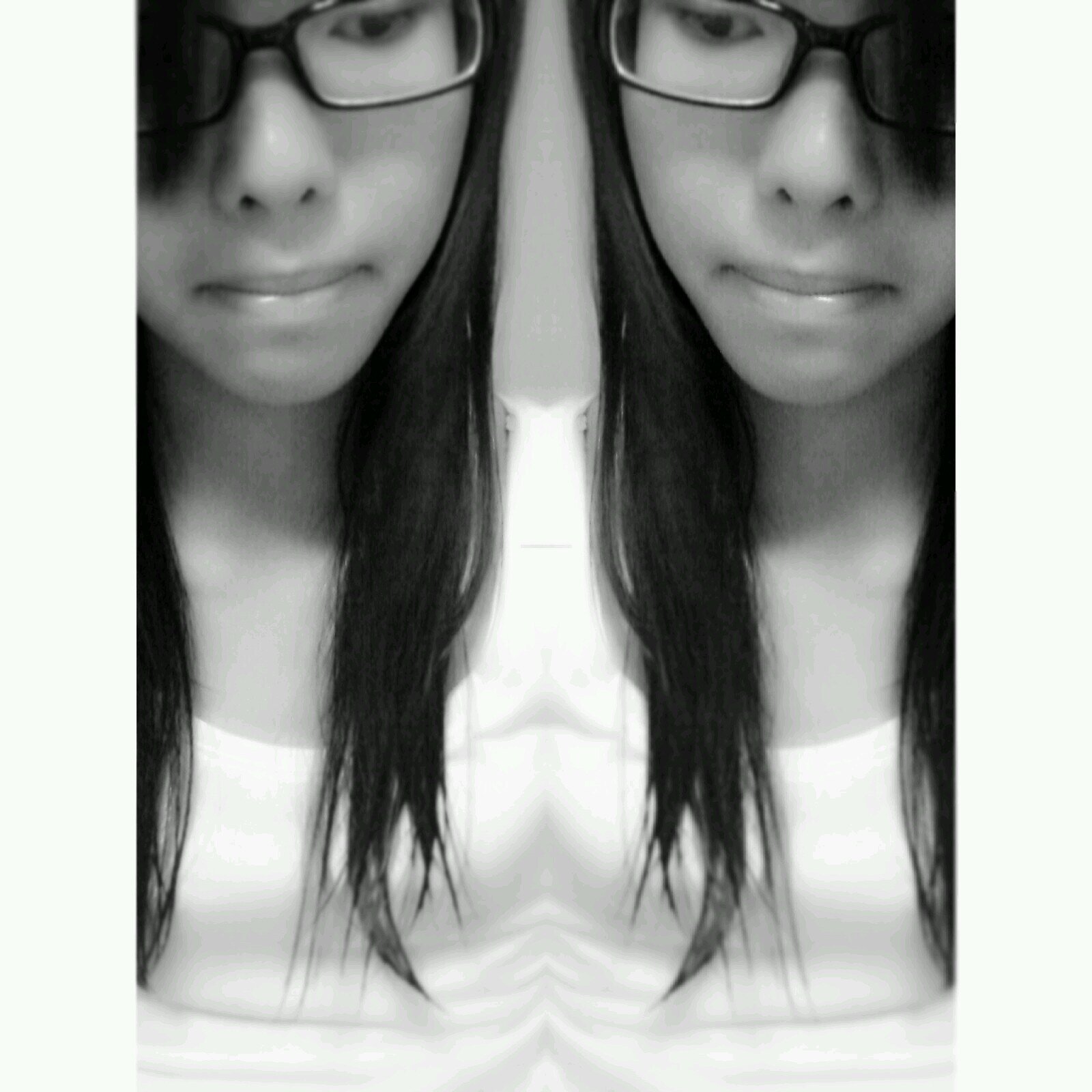 Don't worry about the darkness for that is when the star shine the brightest -Unknown                                                  juz me ∞