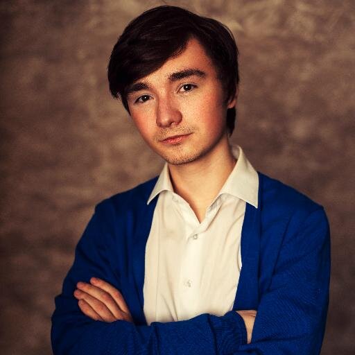 #ДавайЧитатьДругДруга Алексей Живой.Russian videoblogger YouTube  Model, actor.http://t.co/ZZdjJdip /Official YouTube/http://t.co/NVv6sdop