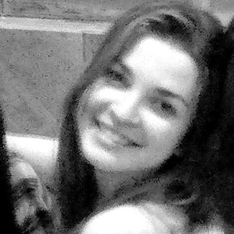 Sou só um olograma de mim mesma, a outra de mim está fazendo alguma coisa interessante, ela não vive de twitter. Ou não, as vezes eu minto ;D