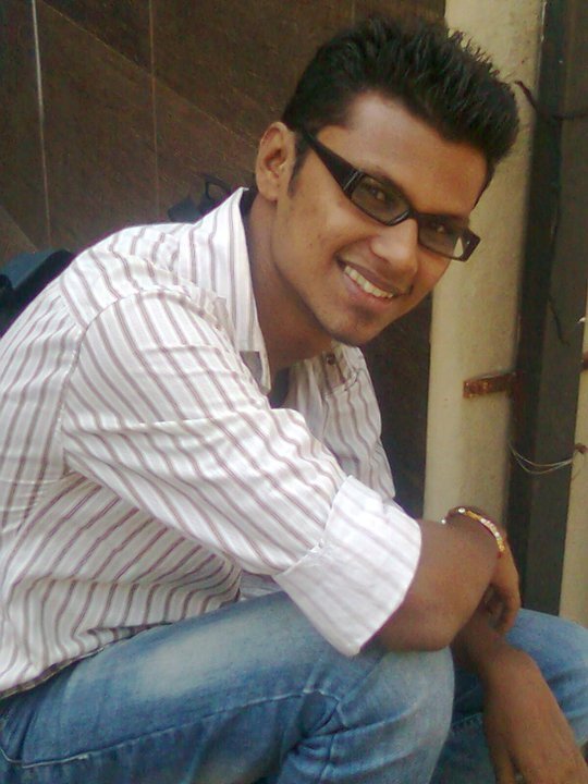 udinjones's profile picture. tetap tersenyum dan saling berbagi untuk semua :)