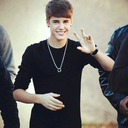 ♛Nothing but love for our Justin♛












http://t.co/OTjBIVJ1kR







☾guess what . i don't recall☽