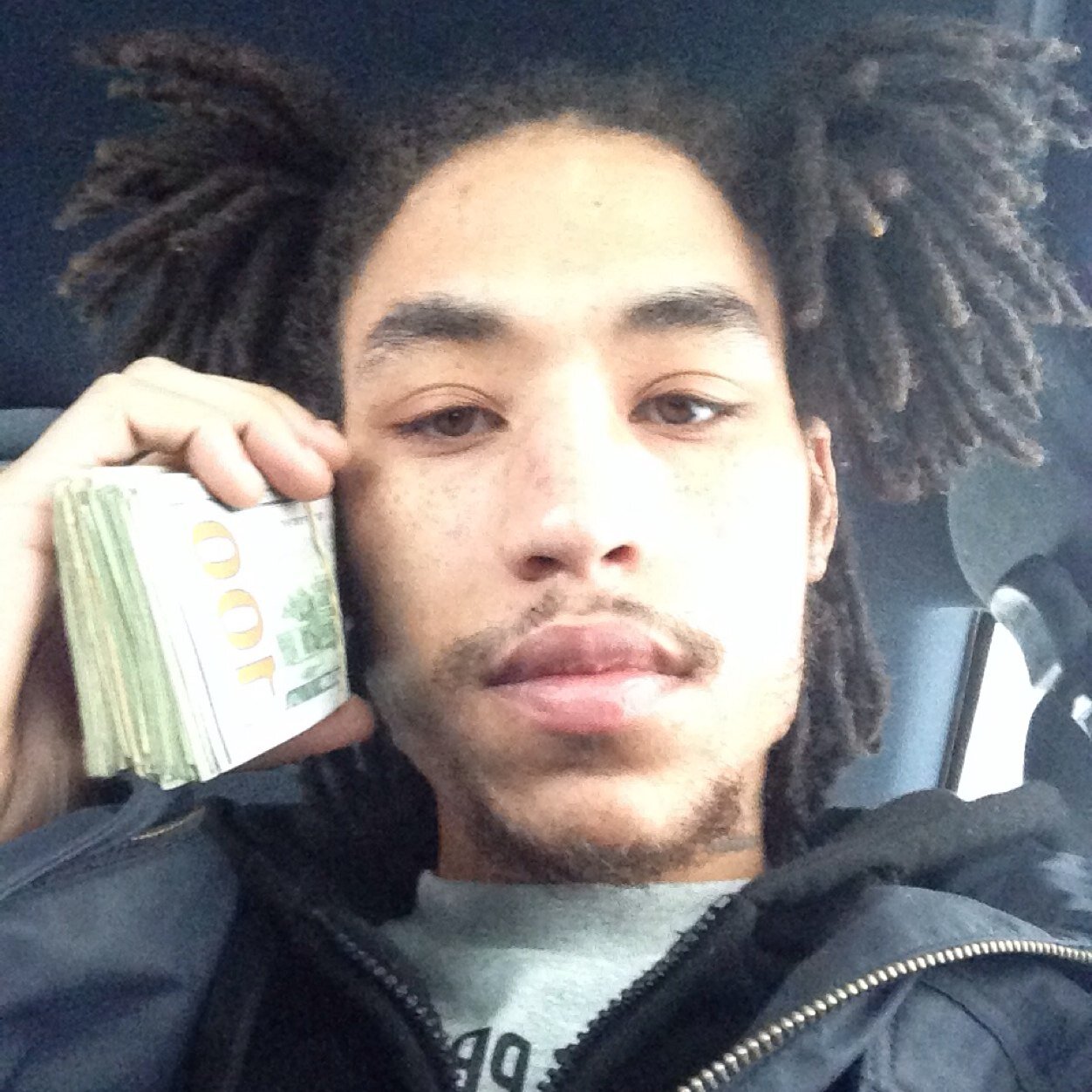 !!!!Chi-town crazy!!!! 10-4, 10-5, lzzz up for lil risky!!! Instagram: HUNCHO_RISKY
