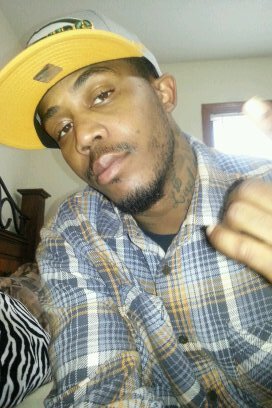 C.E.O. of LoyalBoy Ent. also a rap artist. I just dropped my 1st album Indictment Music & its killing the streets!!!