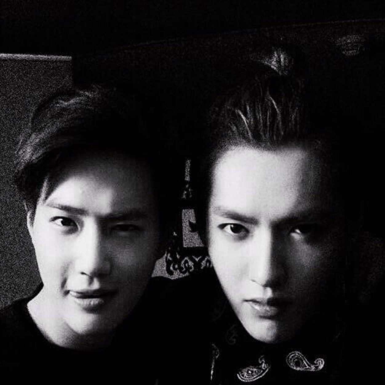 FOLLOW @exogheiiii