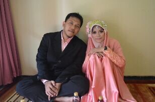 ordinary girl with extraordinary dreams | Love Allah SWT and Rasulullaah | Mirza GK's wife | Great wife wannabe :D | #TimSPJ Surabaya-Malang |