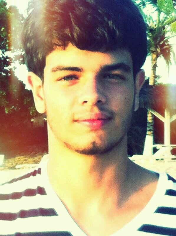 GabrielVitorO's profile picture. Wanna know somethings about me?! Just ask ;)