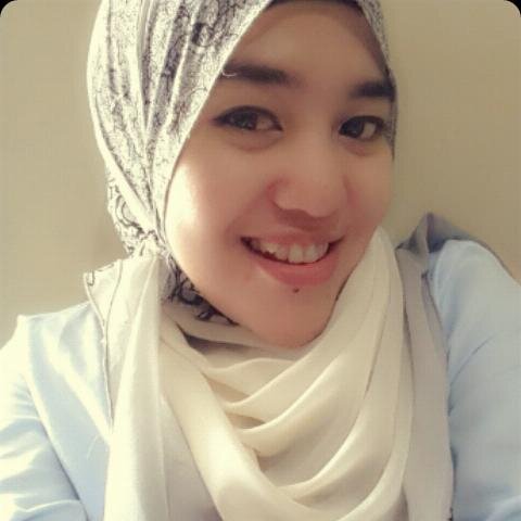 dinaoctav's profile picture. 