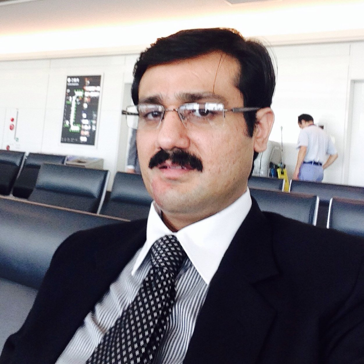 AdnanSafdar75's profile picture. 