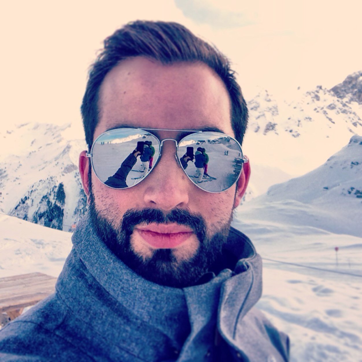 RobotSingletone's profile picture. Passion. Wonder. Journey.