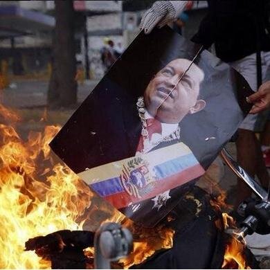 Para callarnos hacen falta más cosas que balas. #SOSVENEZUELA