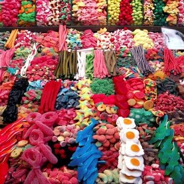 On Wednesday 19th March, 9am-12pm, Come to De Hav Atrium to buy your pick and mix sweets! All profits go to Great Ormond Street Hospital!
