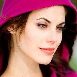 Ruby_EUV's profile picture. Rebelde y obstinada. Mi Abuela es lo mejor. El rojo vive en mí así como los aullidos viven en mis venas.Tiemblo cada Luna Llena. Mi corazón es  de @P_Grillo_EUV