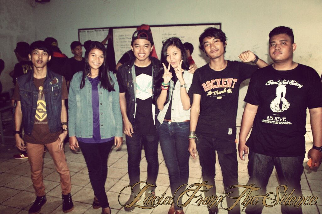 Official Twitter From LUCIA | Information & Contact : @RANDYSKYIII: 081296903263 pin : 25EEAD1F