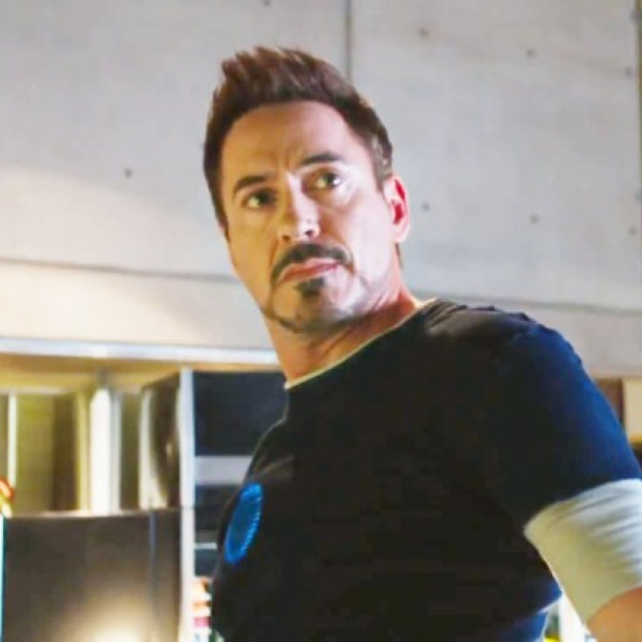 I'm just a man in a can. [MV] V1:@TheUncagedHawk's . V2:single and looking [frostiron/stony]