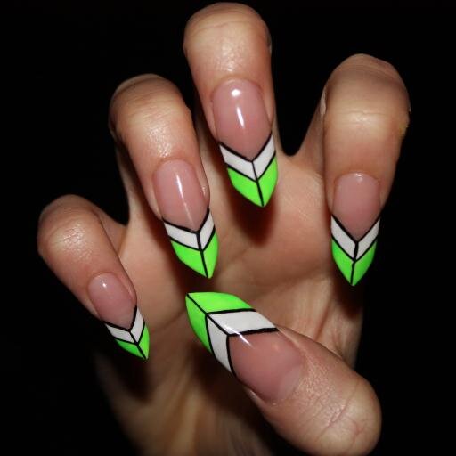#Gelish, #Silk, #Acrylic & 3D #Nail Art. Sheffield Nail Salon nr Ecclesall Road. 15 yrs experience, fully qualified, NOW Teaching & Consulting Call: 07971072926