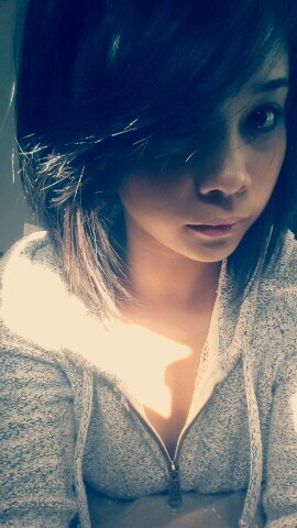 live. love. laugh. no regrets.