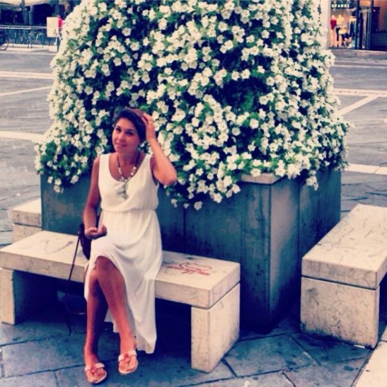 saracric's profile picture. 