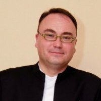 BIOMEDICAL TECHNOLOGY PLATFORM MANAGER
15+ years of experience in building and optimizing cutting-edge 
biomedical platforms in France and in Asia.