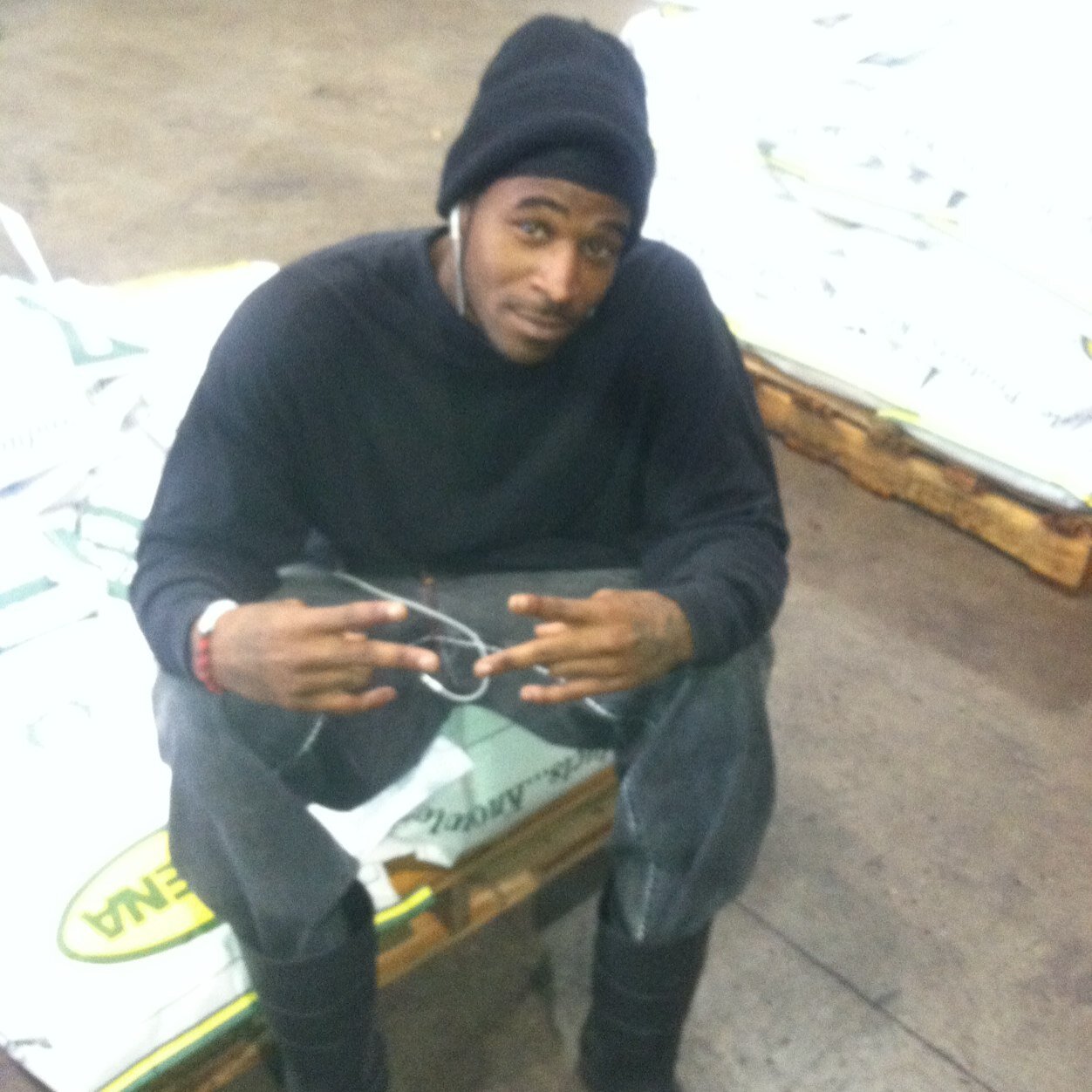 ..GamBino E.N.T...A1FreeBandz #Feddy gang welcome to MOLLY WORLD .....IN Future......VOICE