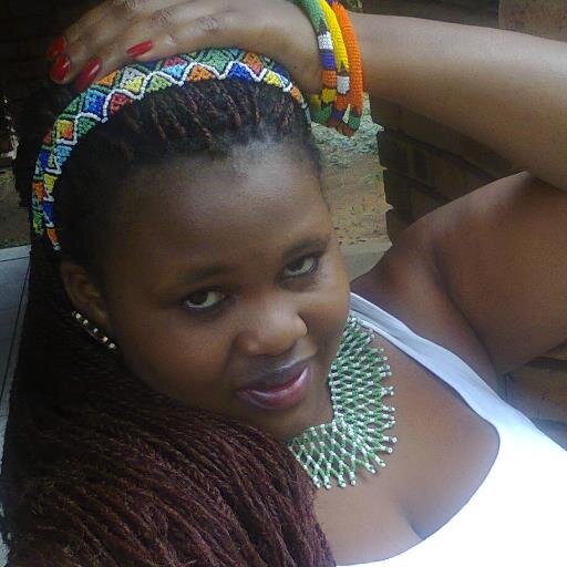 Life may not b easy but i striv hard, I Luv God he is evrythng.