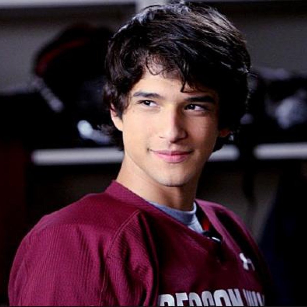 i play lacrosse. just ur average teenage wolf. in love with two girls at the same time. currently struggling with the inner turmoil of my tru alpha instincts.